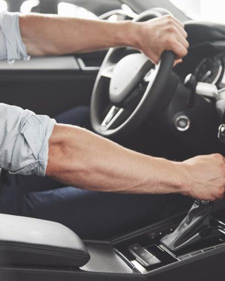 Encontre peças para reparo na caixa de direção direto da fábrica